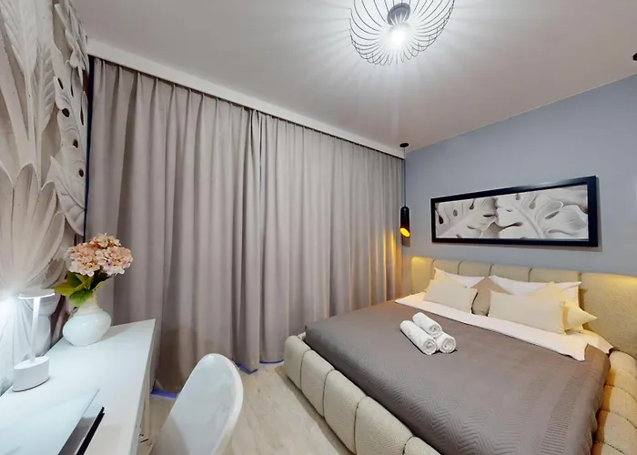 Kurkowa 14 By The River - 900 Steps To Market فروتسواف