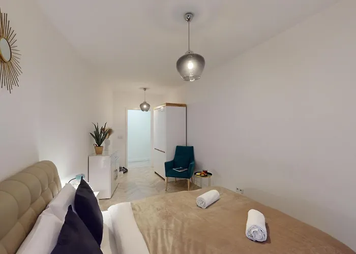 Kurkowa 14 By The River - 900 Steps To Market Apartment *